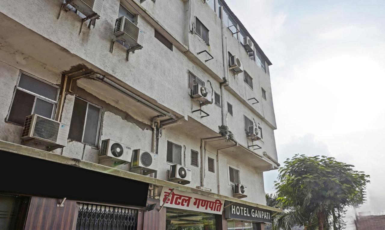 Treebo Trip Ganpati Hotell Bhopal Exteriör bild